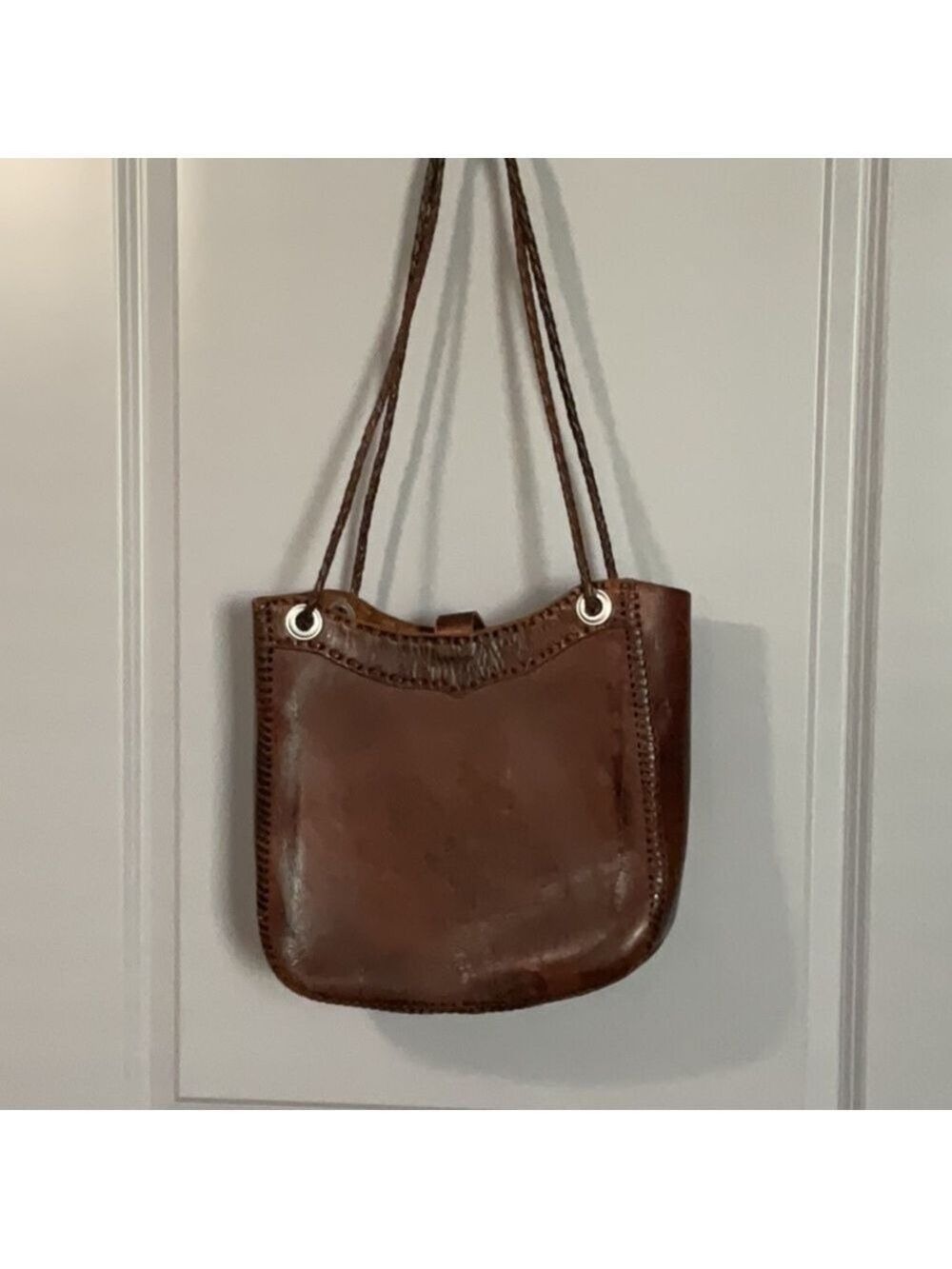 VTG handcrafted Chocolate Brown Leather Bucket Shoulder Bag - Picture 2 of 3